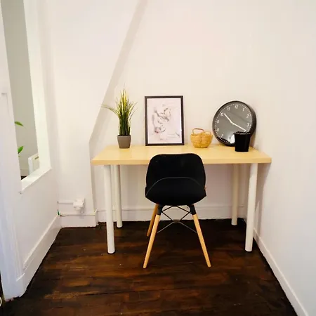 Apartament Center *